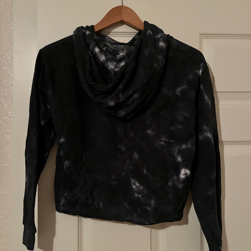 Polaroid Pullover - Picture 3 of 3